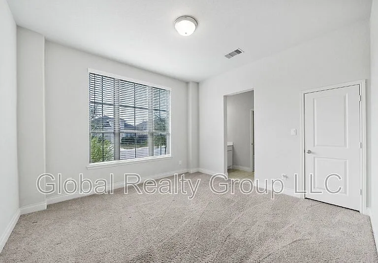 2981 Grove Way — Photo 31