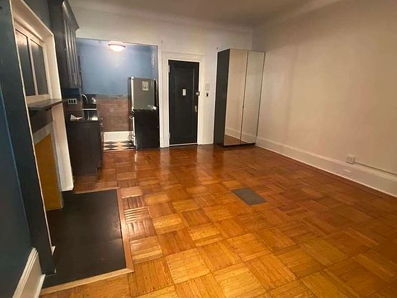 2nd image of 309 W 84th St #2A1