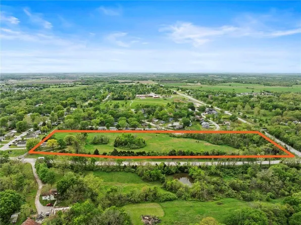 1011 N Cedar St, Eudora, KS 66025