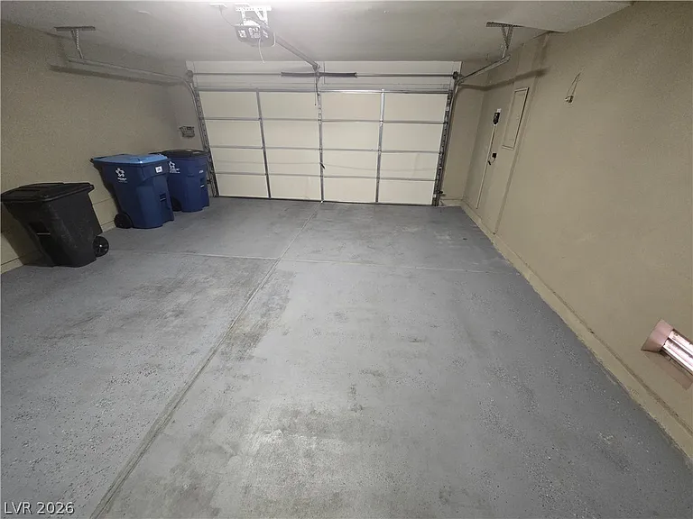 10815 Silver Lace Ln — Photo 28
