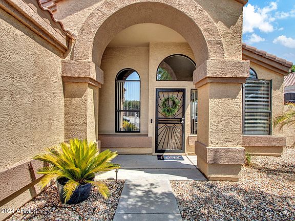2nd image of 4032 W BLACKHAWK Drive