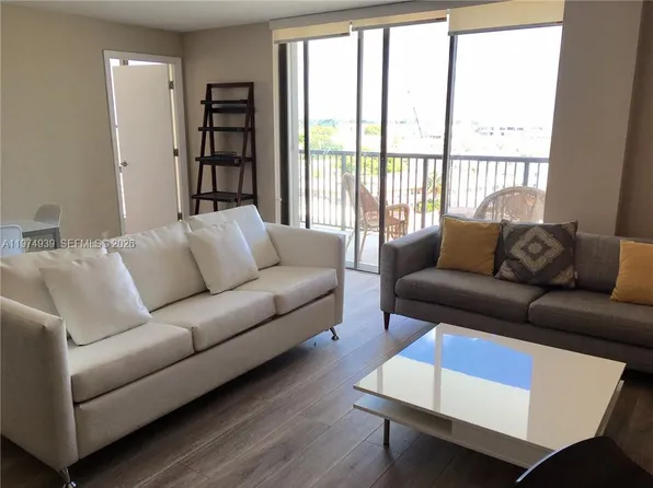 1800 Collins Ave APT 9A, Miami Beach, FL 33139