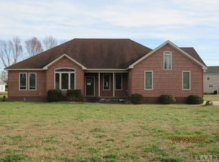 109 Skippers Ln, Currituck, NC 27929