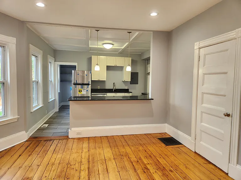 71 Cleverly Ct #1 — Photo 3