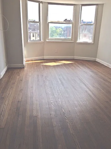 2135 Walnut St #403 Photo 1