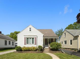 216 Tenny Ave #218, Waukesha, WI 53186