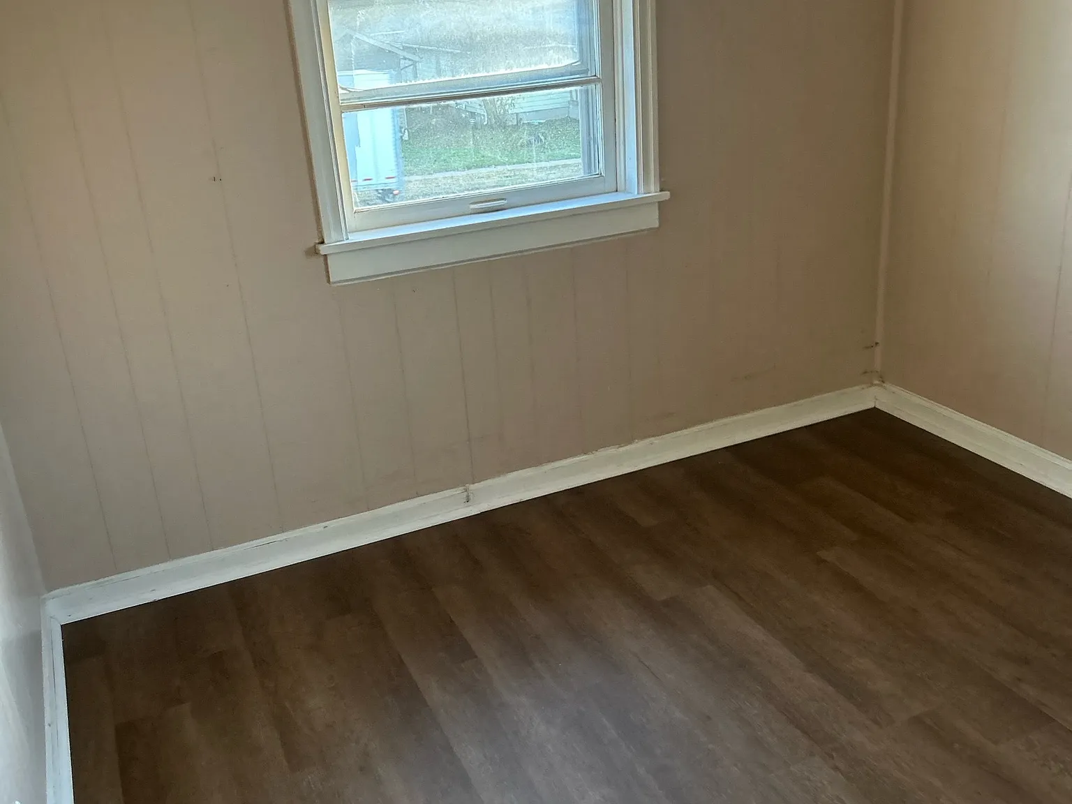 314 West First Street — Photo 4