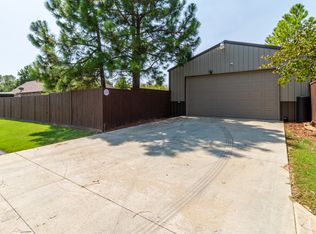 21691 E 103rd St S, Broken Arrow, OK 74014