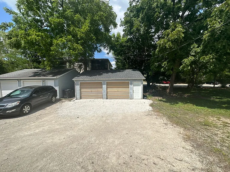 418 Dunbar Ave — Photo 16