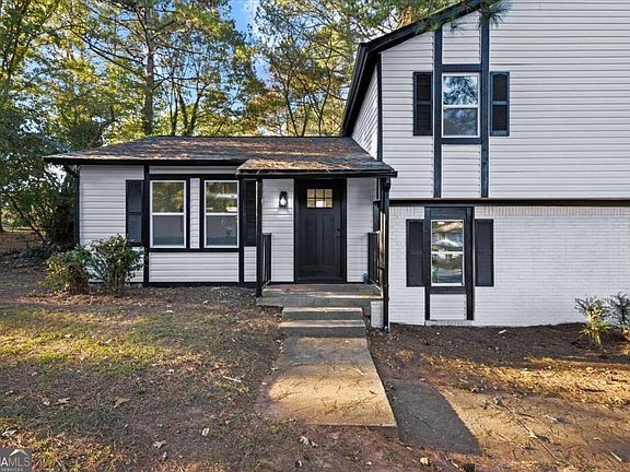 2nd image of 3557 Foxtail Ct