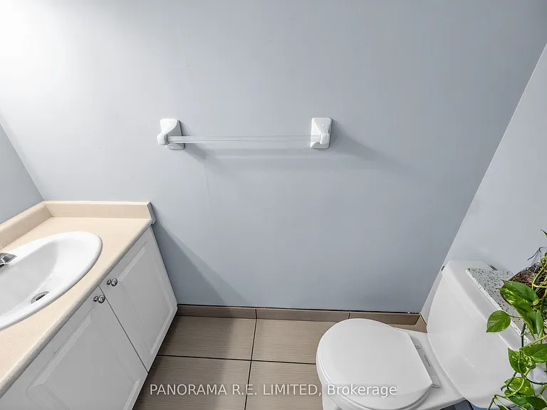 200 Manitoba St #122 — Photo 9