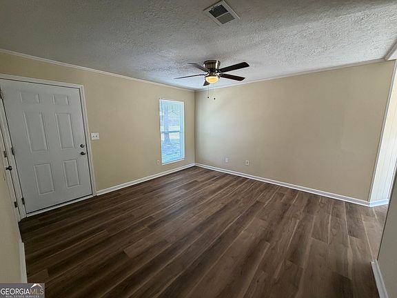 3rd image of 2523 Teakwood Dr