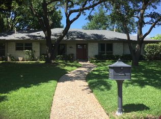 7733 Meadowhaven Dr, Dallas, TX 75254