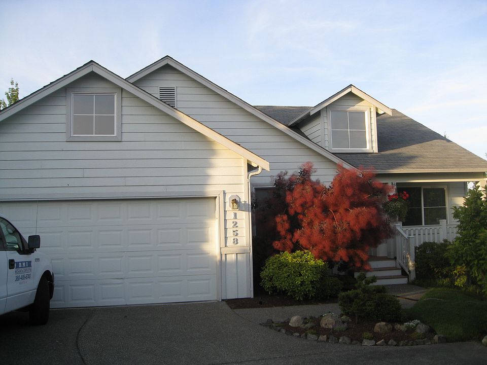 1st image of 1258 NW Sea Mist Ln