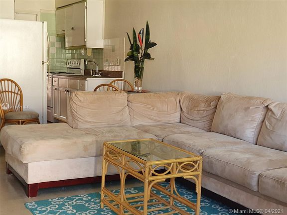 5th image of 2516 Hayes St APT 8