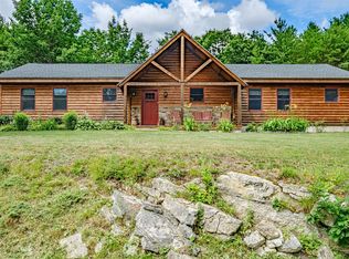 8 Val Halla Dr, Topsham, ME 04086