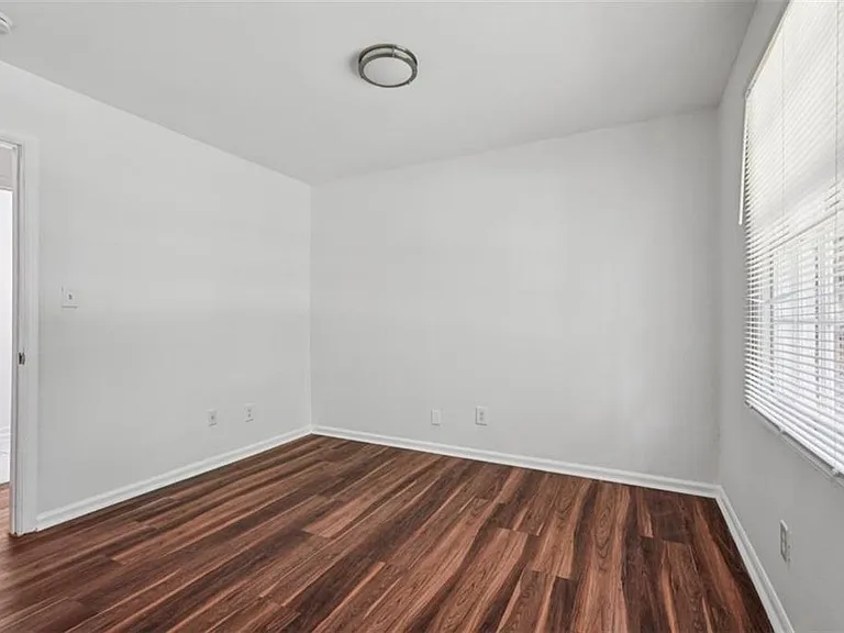 119 Kelso Dr SW — Photo 22