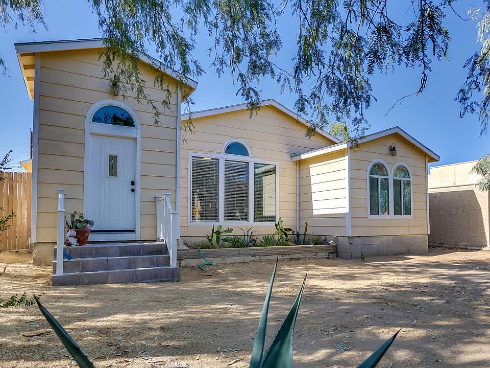 1st image of 1504 E Desert Cove Ave