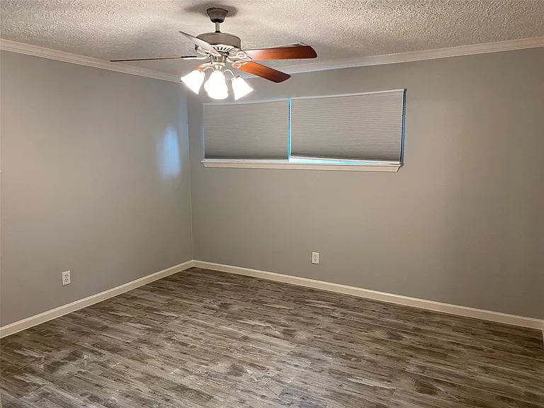 9614 Greenwillow St — Photo 10