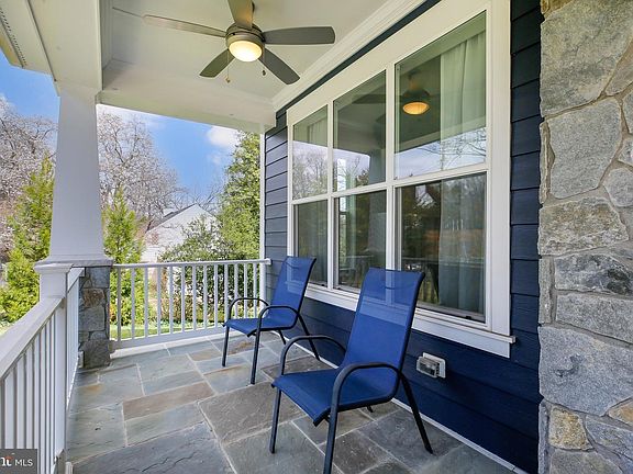 5th image of 9729 W Bexhill Dr