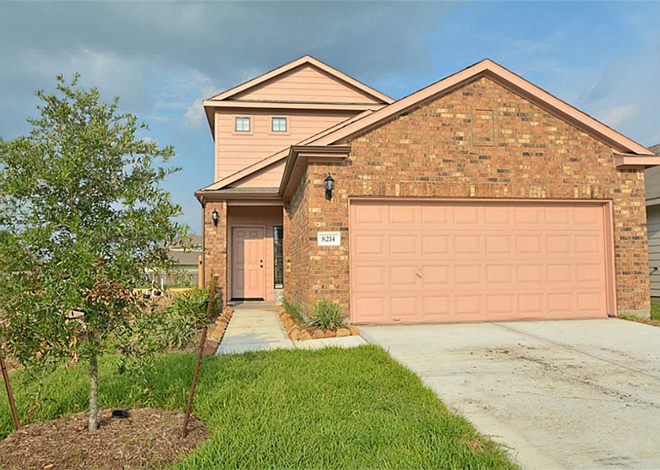 1st image of 8214 Rustic Cape Dr