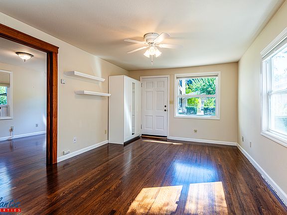 2nd image of 690 Matadero Ave