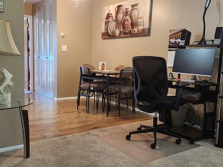 1034B Aberdeen Dr — Photo 4