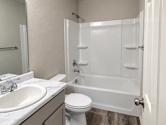 5th image of 6169 Saddle Hill Dr