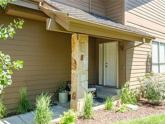 2nd image of 1307 Ptarmigan Ct