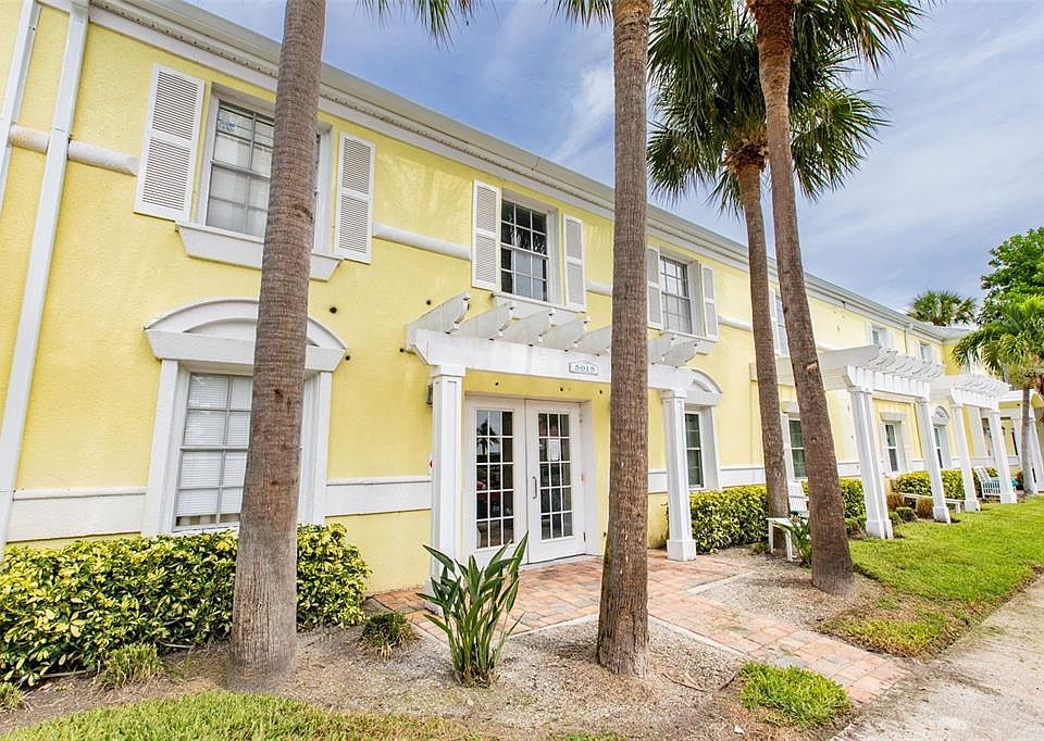5015 Coquina Key Dr SE Saint Petersburg, FL, 33705 Apartments for