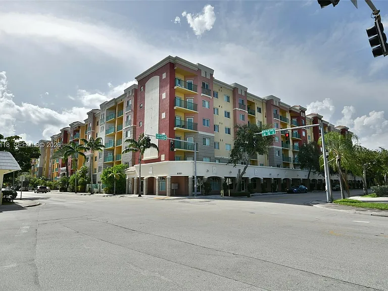 6001 SW 70th St #320 — Photo 13