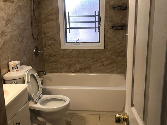 5th image of 12415 5th Ave #2
