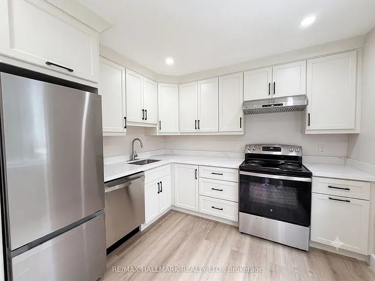 159 Richmond St #2 — Photo 7