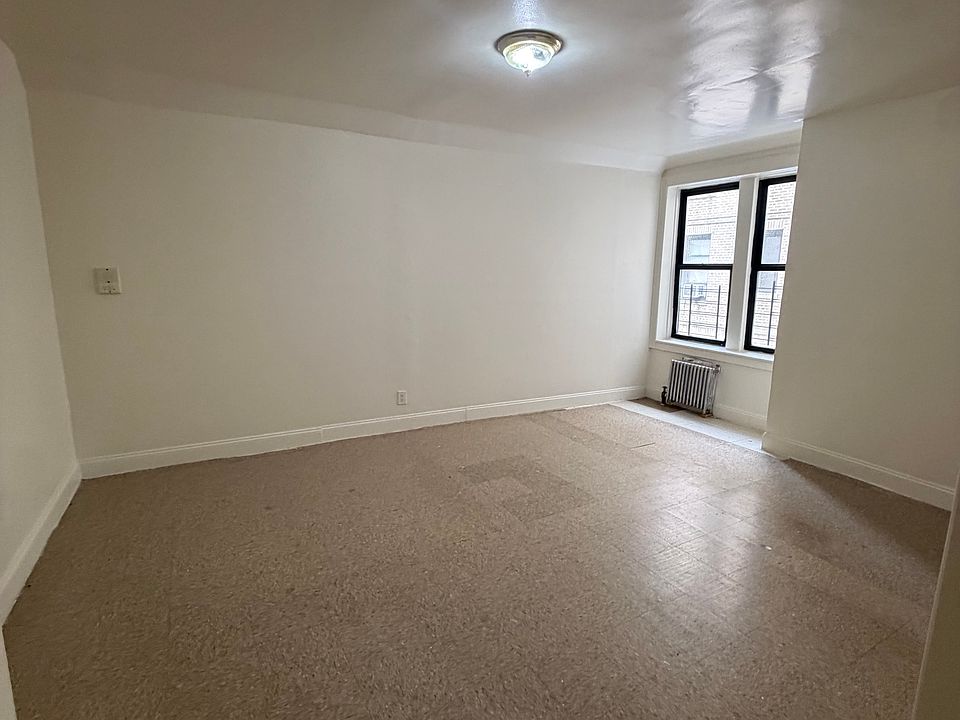 1st image of 1340 Merriam Ave APT B4