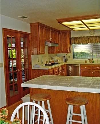 5th image of 3495 Clayton Ln