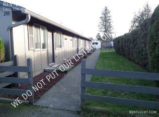 218 3rd Ave SW APT 1, Pacific, WA 98047
