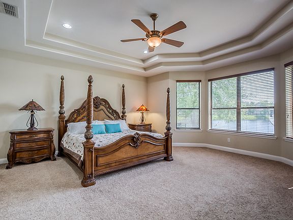 4th image of 132 Quail Creek Cir