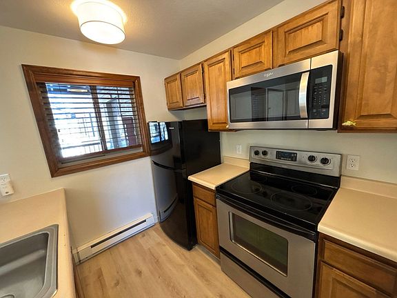 5th image of 1555 Shadow Run Ct Suite 208