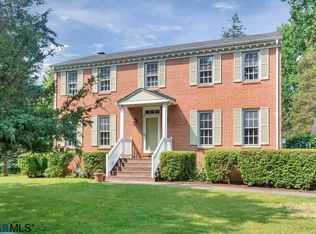 2505 Cedar Ridge Ln, Charlottesville, VA 22901