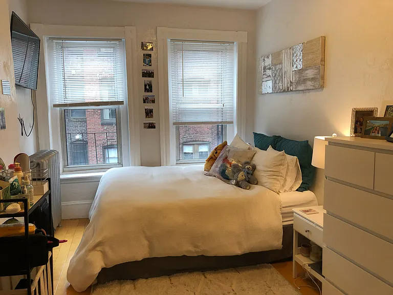 24 Isabella St #3 — Photo 12