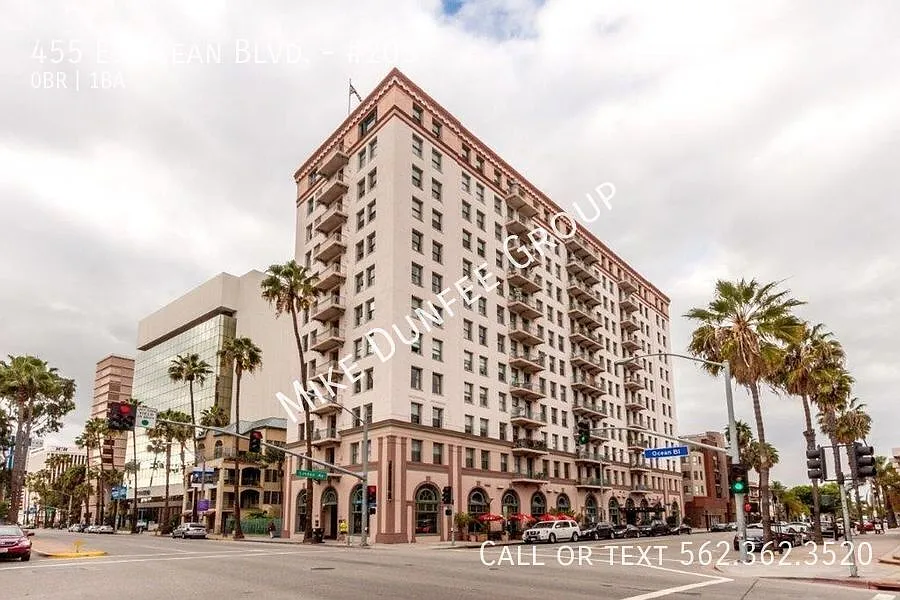 455 E Ocean Blvd #205