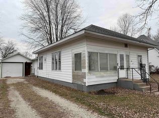 613 Dubois St, Sumner, IL 62466