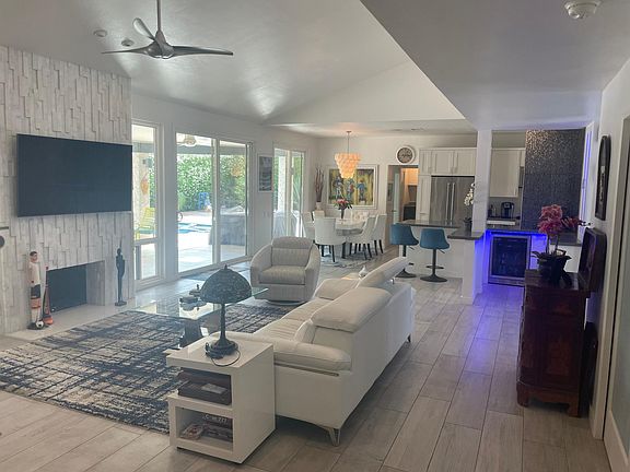 5th image of 2965 E Alta Loma Dr