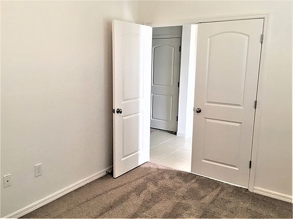 2nd image of 11832 Valhalla Woods Dr