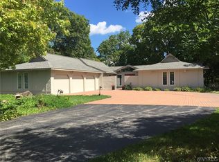 10 Gothic Ledge Lockport Town, Lockport, NY 14094