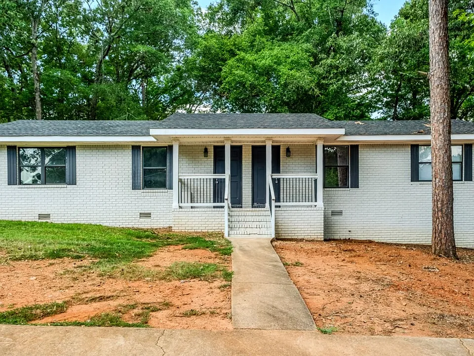 1001 Alpine Ct