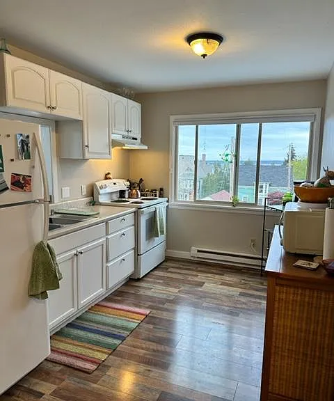 1030 Lawrence St #4 — Photo 23