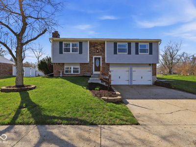 3911 Mistletoe Dr, Indianapolis, IN, 46237