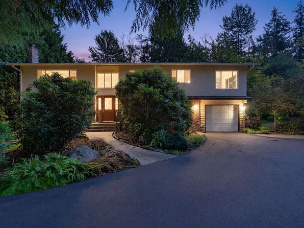 2244 171st St, Surrey, BC V3Z 9X6