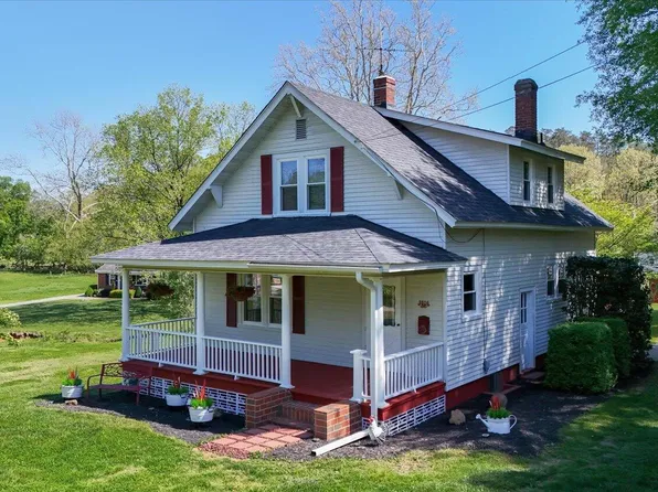 3816 Cravens Creek Rd SW, Roanoke, VA 24018